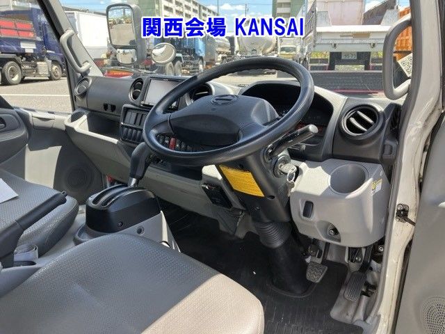 2019 Hino Dutro アルミバン ゼンテイ auction photo 4