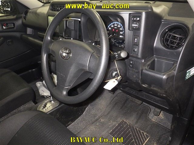 2025 Toyota Probox Hybrid F auction photo 3