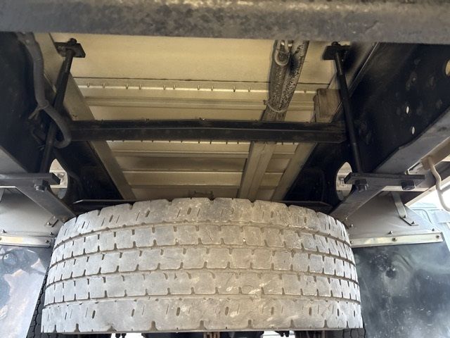 2009 Isuzu Forward アルミウイング auction photo 13