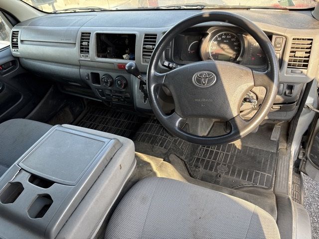 2009 Toyota Hiace バン ロング DX auction photo 4