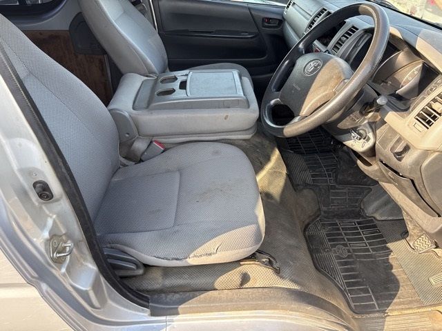 2009 Toyota Hiace バン ロング DX auction photo 8