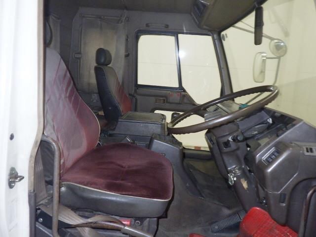 1989 Mitsubishi Fuso Fighter Flatbed auction photo 5
