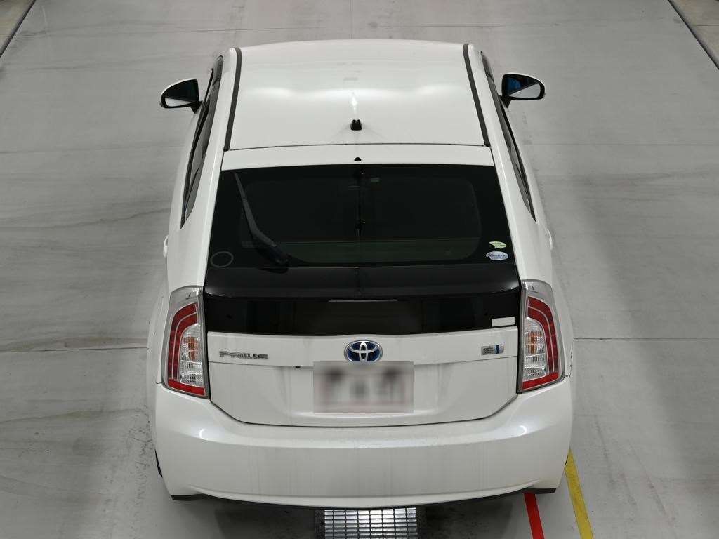 2015 Toyota Prius S Touring Selection auction photo 8