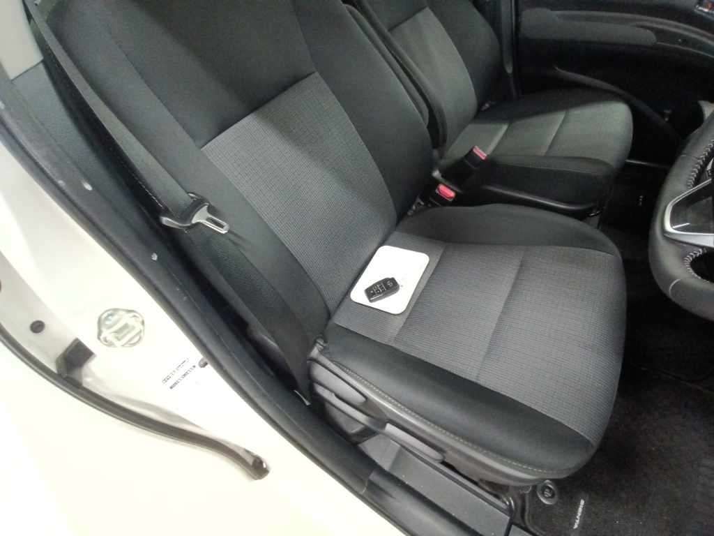 2022 Toyota Sienta G auction photo 10