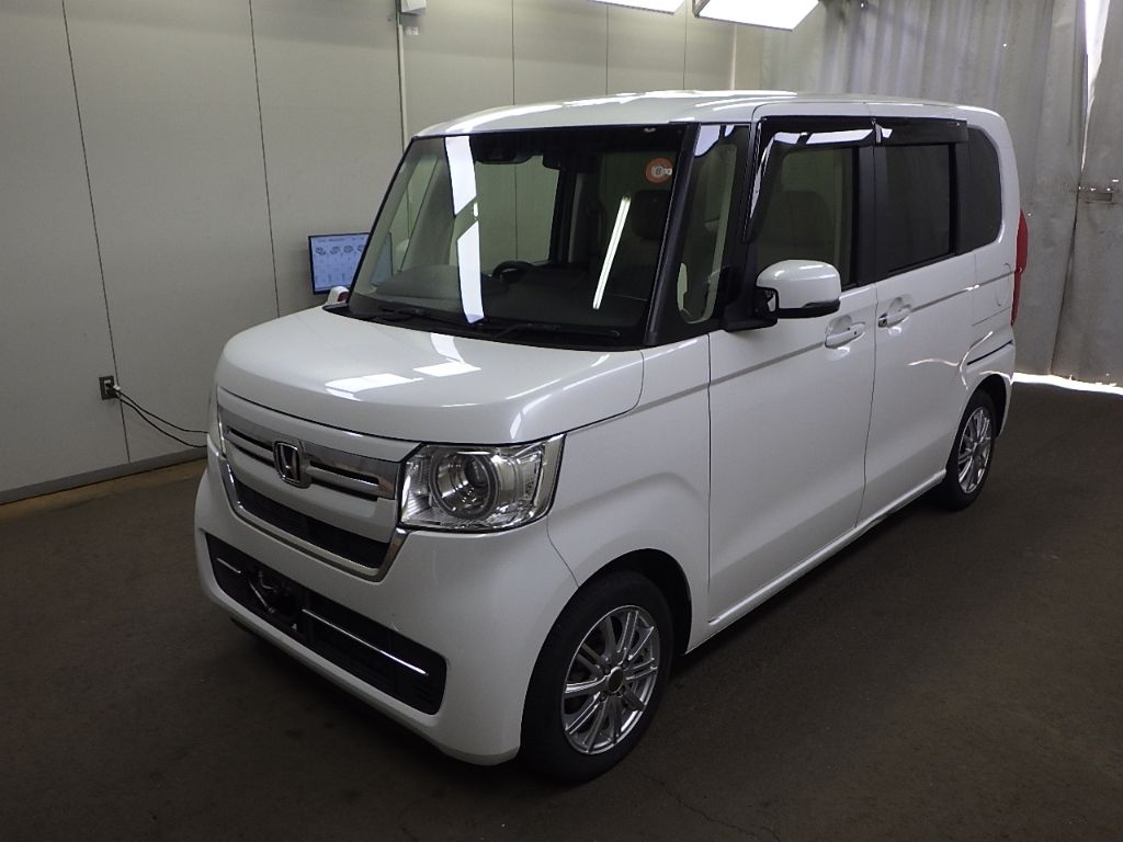 2021 Honda N-BOX L auction photo 4