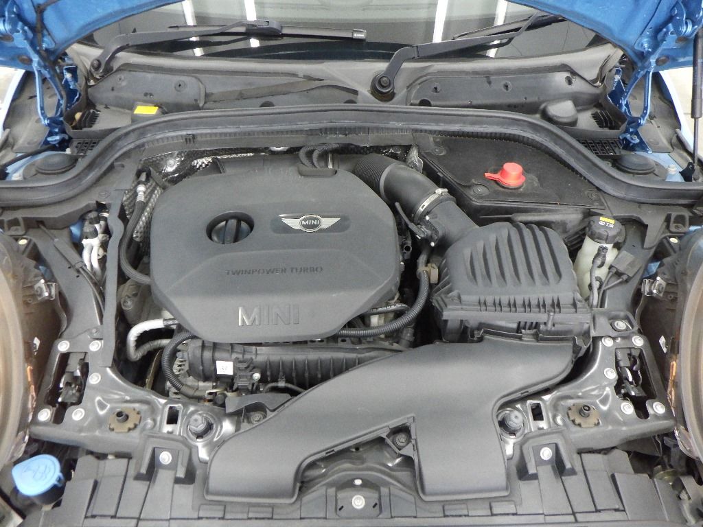 2015 MINI ミニ 5D Cooper auction photo 11