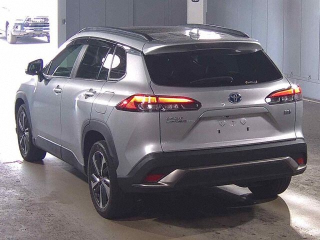 2021 Toyota Corolla Cross Hybrid Z auction photo 2