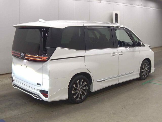 2024 Toyota Voxy ハイブリッドS-Z auction photo 5