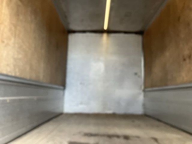 2009 Isuzu Elf auction photo 19