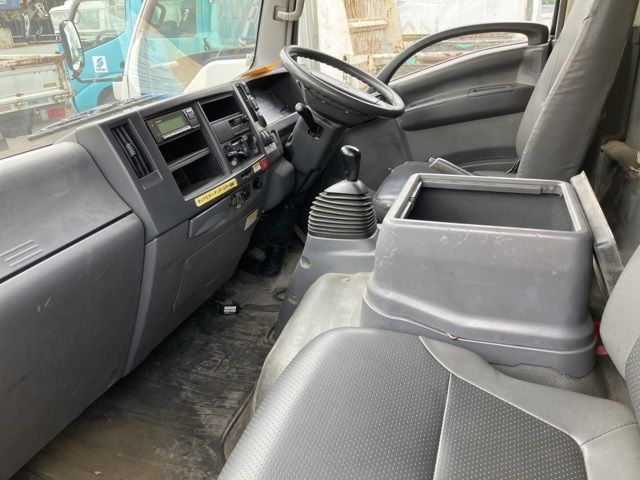2009 Isuzu Elf auction photo 5