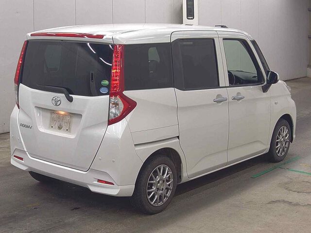 2019 Toyota Roomy XS auction photo 5