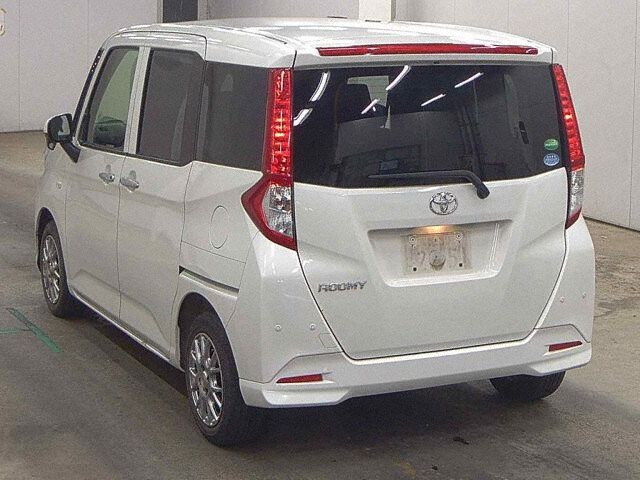 2019 Toyota Roomy XS auction photo 2