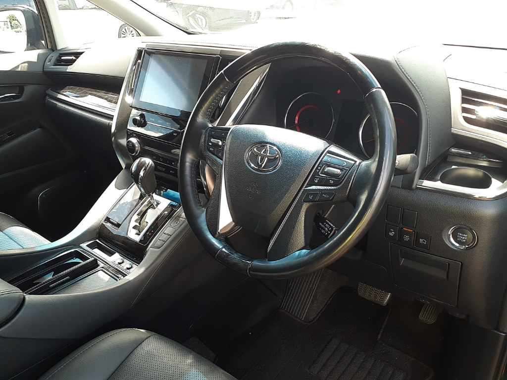2022 Toyota Alphard 2.5S Cパッケージ auction photo 9