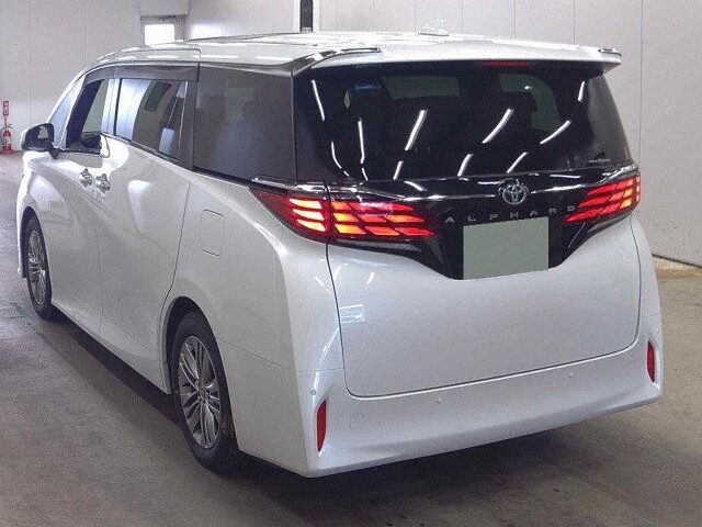 2025 Toyota Alphard Z auction photo 2