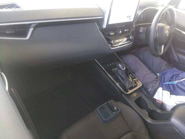 2025 Toyota Corolla Cross ハイブリッドZ auction photo 3