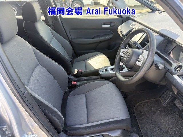 2022 Honda Fit ワゴン BASIC auction photo 6
