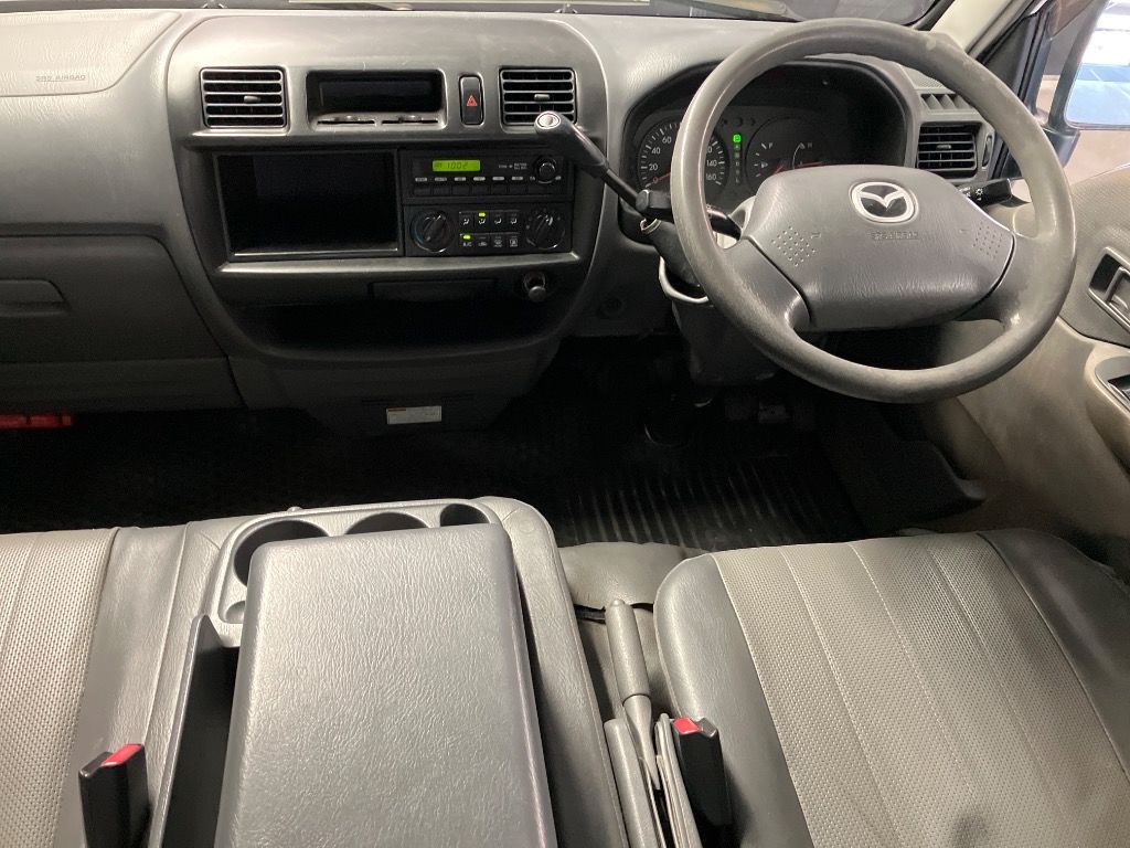 2014 Mazda ボンゴV Bathing vehicle auction photo 3