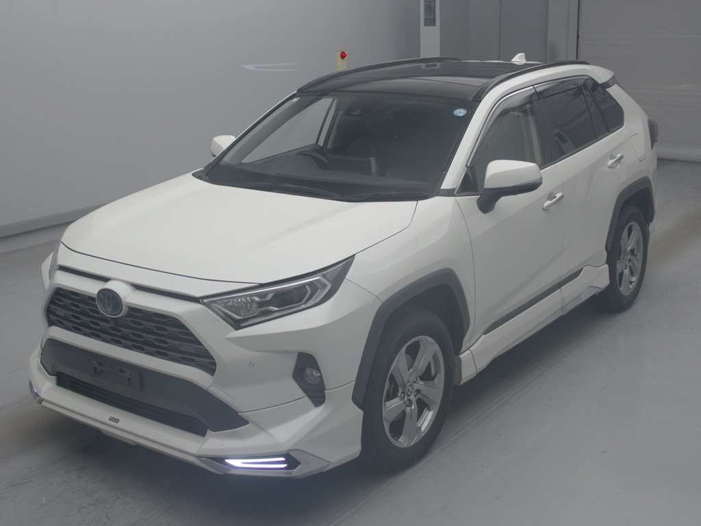 Japan Auction Vehicles 4 2021 Toyota RAV4 Hybrid G 4WD auction photo