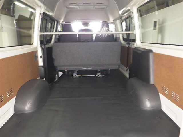2025 Toyota Hiace ロングDX GLパッケ auction photo 3