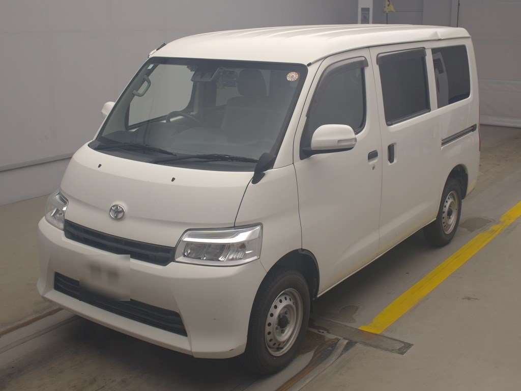 Japan Auction Vehicles 4 2021 Toyota TownAce Van GL auction photo