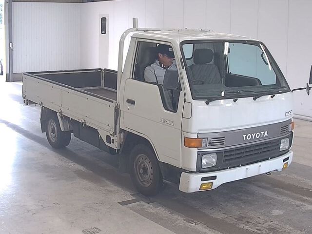 1992 Toyota Hiace Japan auction vehicle