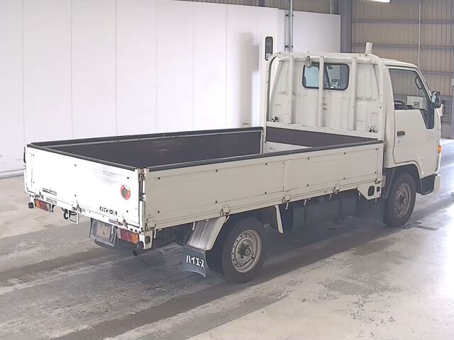 1992 Toyota Hiace auction photo 5