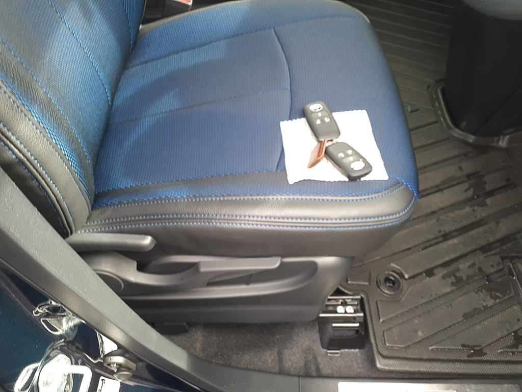 2025 Toyota Roomy Custom G-T auction photo 10