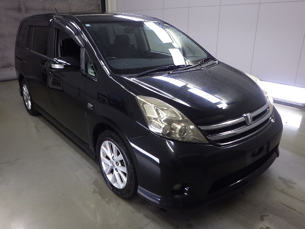 Japan Auction Vehicles 10 2007 Toyota Isis Platana auction photo