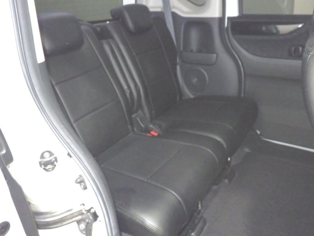 2014 Honda N-BOX Custom Turbo SS Package auction photo 7