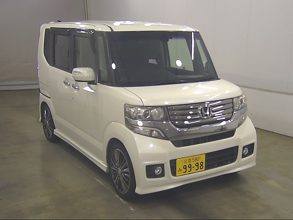 2014 Honda N-BOX Custom Turbo SS Package Japan auction vehicle