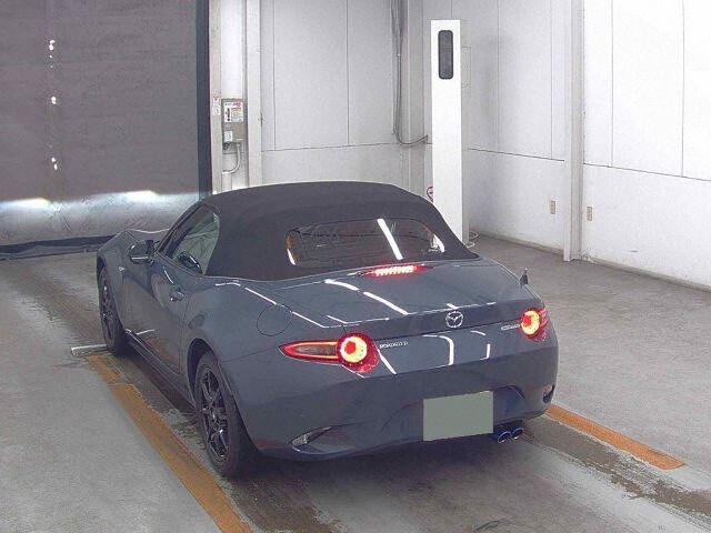 2021 Mazda Roadster S auction photo 2