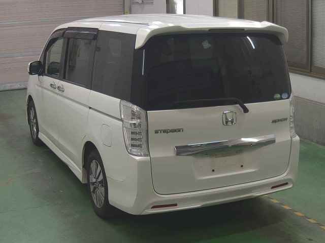 2012 Honda Stepwgn Zインターナビセレクション auction photo 2
