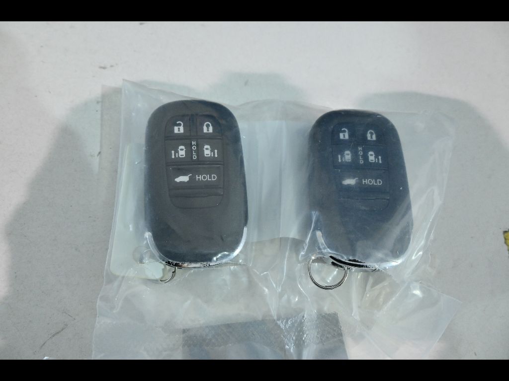 2015 Toyota Corolla Axio 1.5G auction photo 11