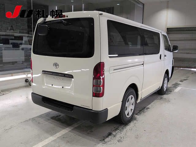 2014 Toyota Hiace 4WD auction photo 2