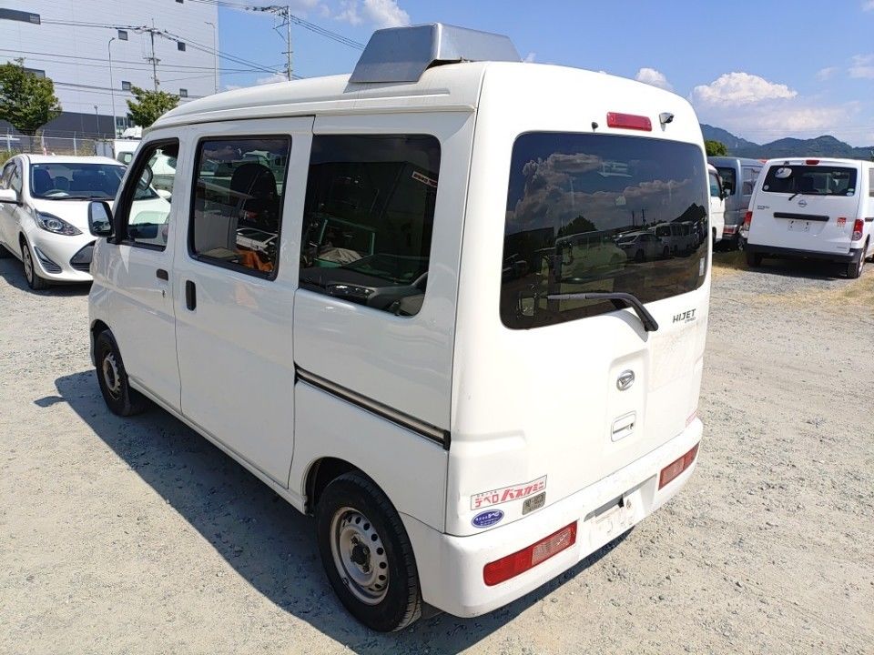 2016 Daihatsu ハイゼット カーゴ auction photo 6