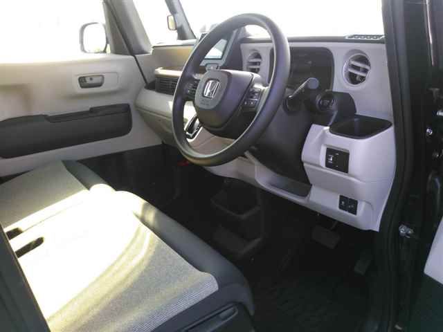 2025 Honda N-BOX Honda SENSING auction photo 3