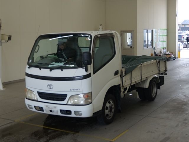 2005 Toyota Dyna ヒラ Japan auction vehicle