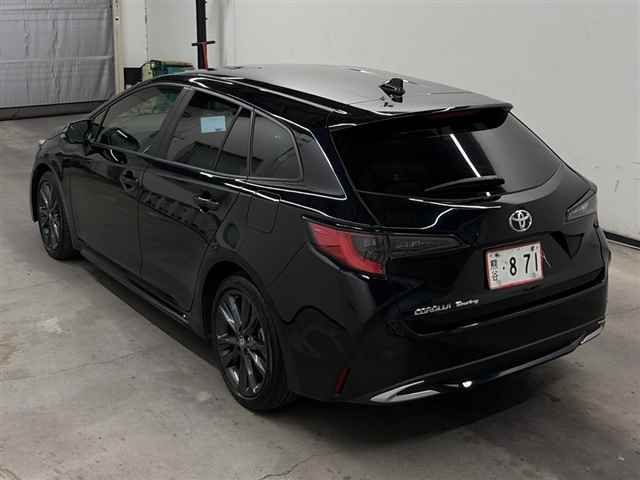 2023 Toyota Corolla Touring ダブルバイビー auction photo 2