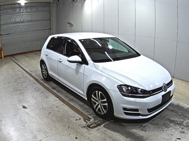 2013 Volkswagen ゴルフ TSIハイラインブルーモーションテクノロジー Japan auction vehicle