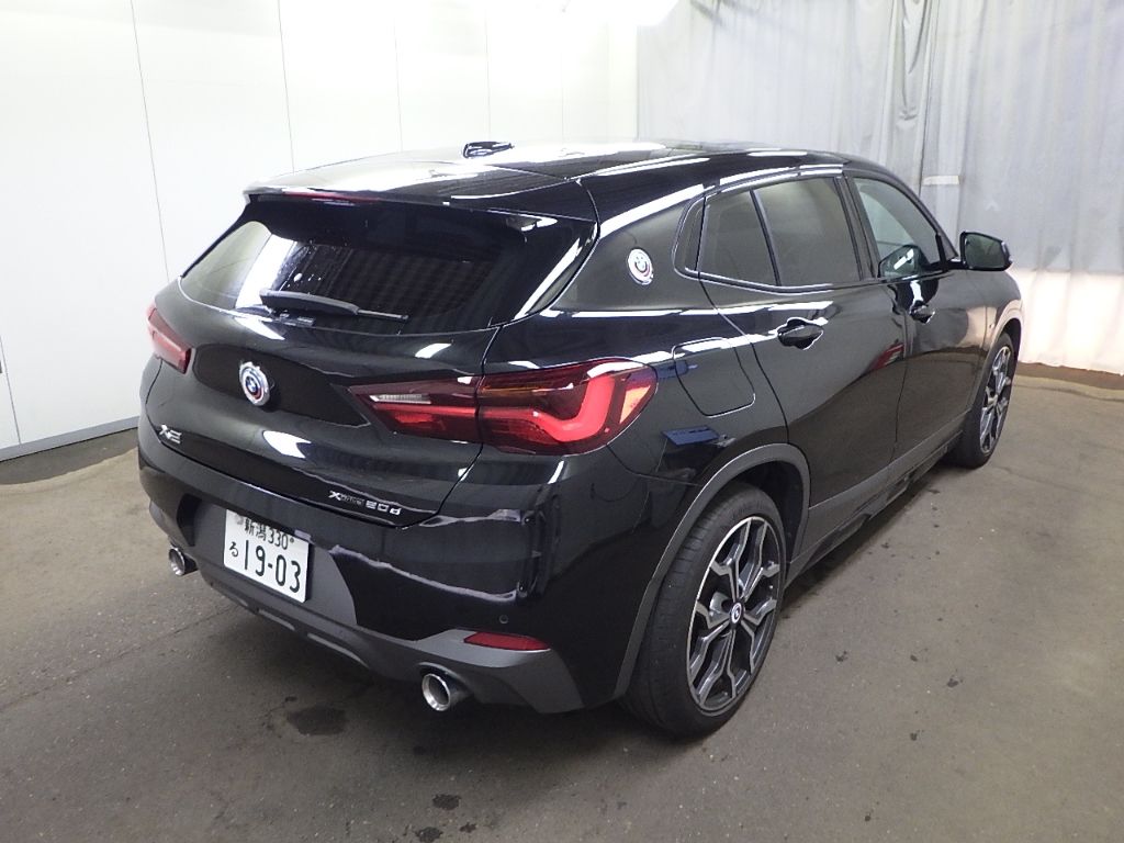 2022 BMW X2 xDrive20d M Sport X auction photo 2