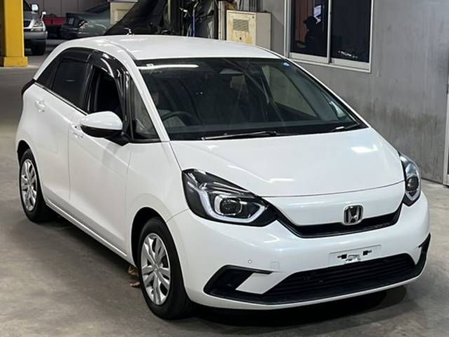 2021 Honda Fit ベーシック auction photo 4
