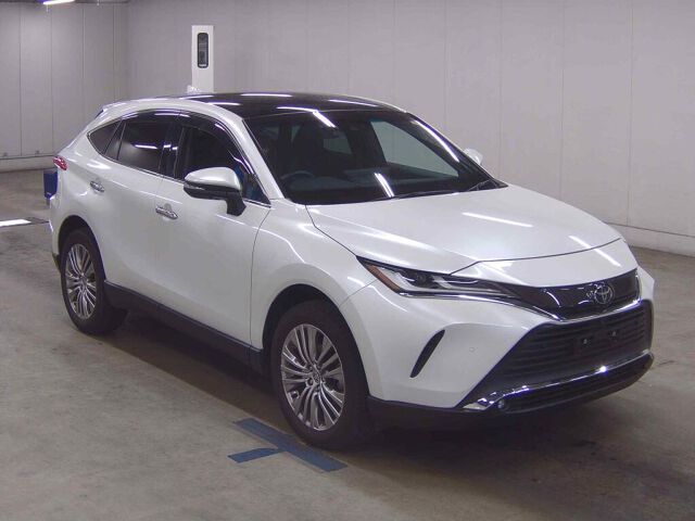 2023 Toyota Harrier Z Japan auction vehicle