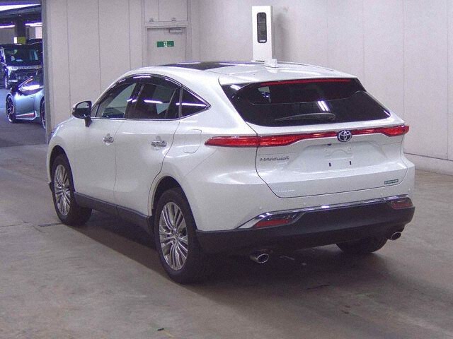 2023 Toyota Harrier Z auction photo 2