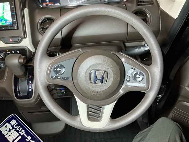 2022 Honda N_BOX L auction photo 3