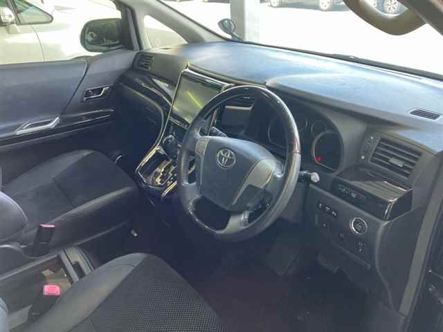 2014 Toyota Vellfire 2.4Z Golden Eyes 2 auction photo 3