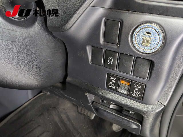 2015 Toyota Voxy ZSキラメキ auction photo 4