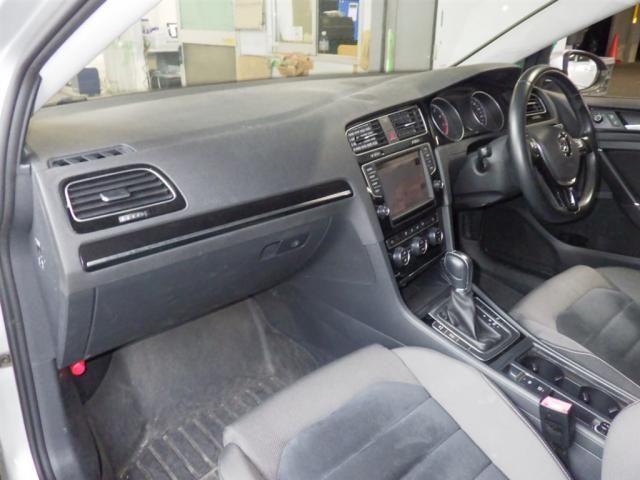2014 Volkswagen VW ゴルフ ヴァリアントTSIハイライン BMT auction photo 2