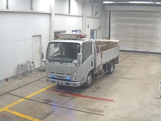 Japan Auction Vehicles 10 2013 Isuzu Elf Flatbed auction photo