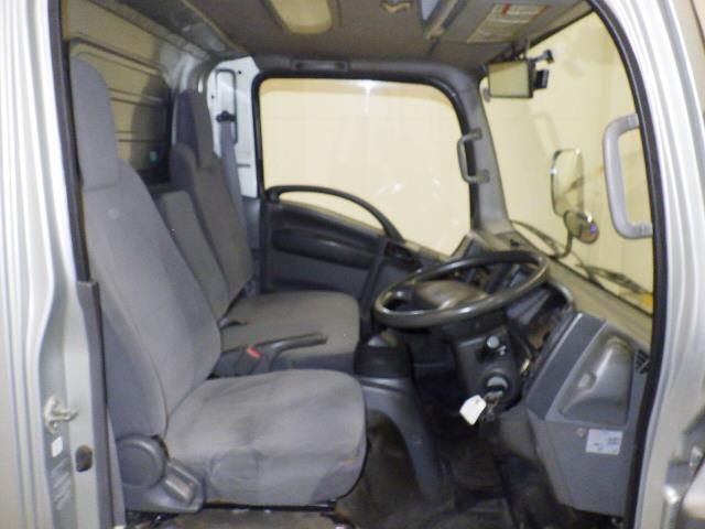 2013 Isuzu Elf Flatbed auction photo 6