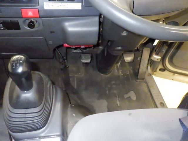 2013 Isuzu Elf Flatbed auction photo 8